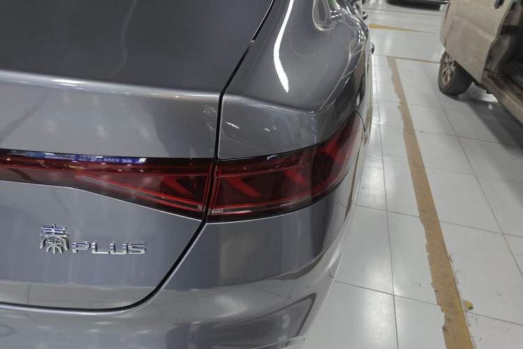 Used BYD Qin PLUS 2023 Champion Edition EV 420KM Leading Model Exterior 3