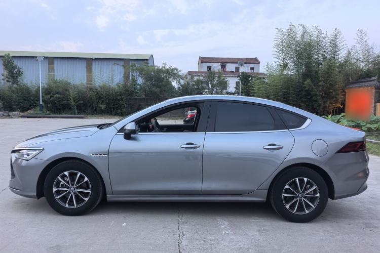 Used BYD Qin PLUS 2023 Champion Edition DM-i 55KM Leading Model Exterior 3