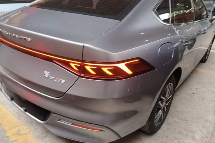 Used BYD Qin PLUS 2023 Champion Edition DM-i 120KM Leading Model Exterior 3