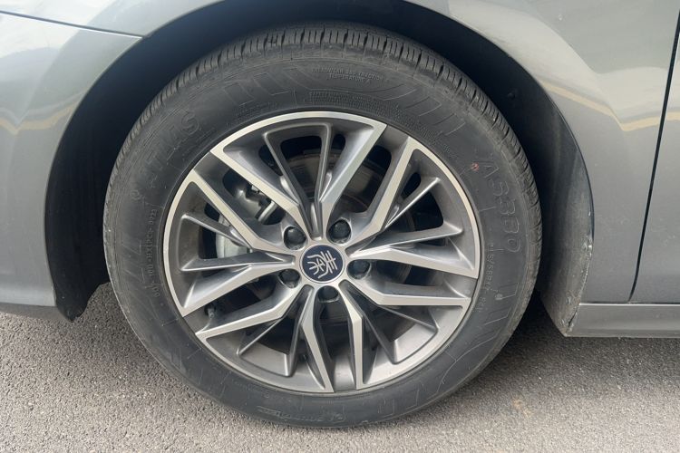 Used BYD Qin PLUS 2023 Champion Edition DM-i 55KM Superior Model Exterior 3