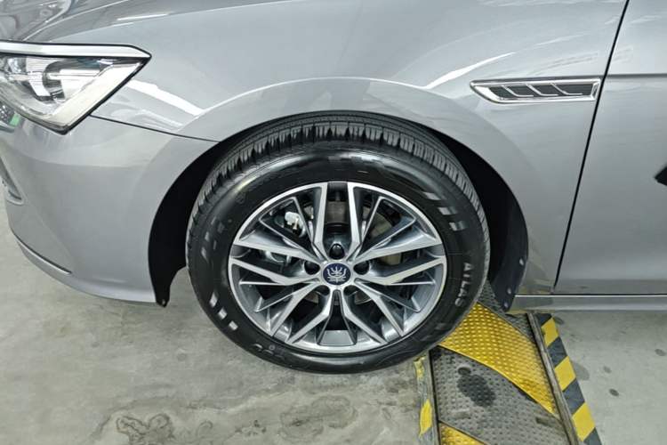 Used BYD Qin PLUS 2023 Champion Edition DM-i 55KM Superior Model Exterior 4