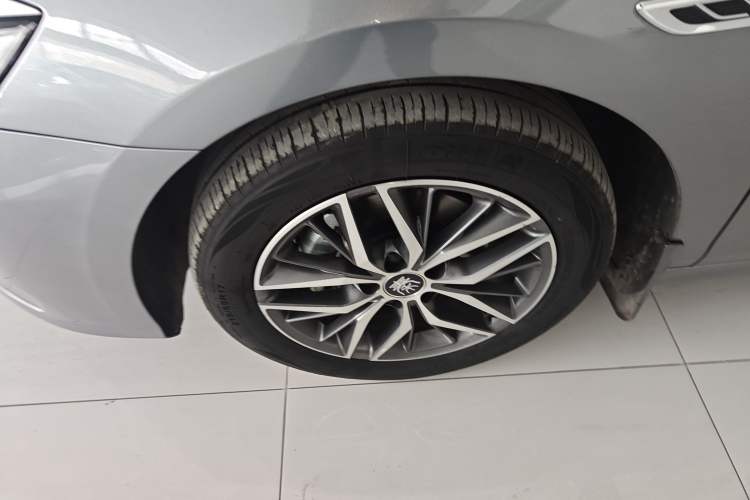 Used BYD Qin PLUS 2023 Champion Edition DM-i 120KM Leading Model Exterior 4