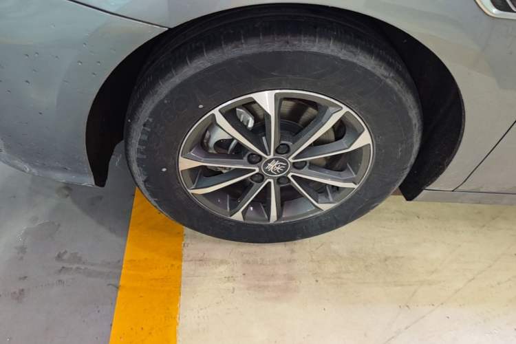 Used BYD Qin PLUS 2023 Champion Edition DM-i 55KM Leading Model Exterior 4