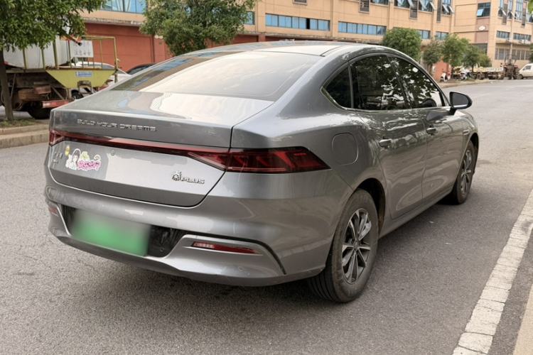 Used BYD Qin PLUS 2023 Champion Edition DM-i 55KM Leading Model Exterior 4