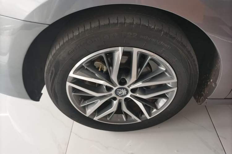 Used BYD Qin PLUS 2023 Champion Edition EV 510KM Beyond Model Exterior 4