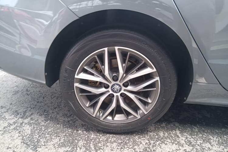 Used BYD Qin PLUS 2023 Champion Edition DM-i 55KM Superior Model Exterior 5