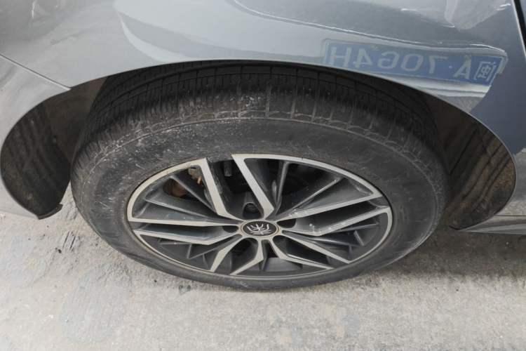Used BYD Qin PLUS 2023 Champion Edition DM-i 120KM Leading Model Exterior 5