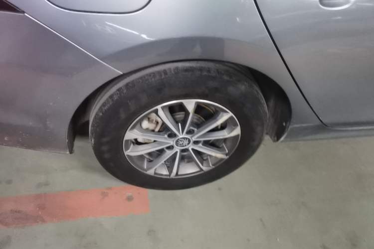 Used BYD Qin PLUS 2023 Champion Edition DM-i 55KM Leading Model Exterior 5