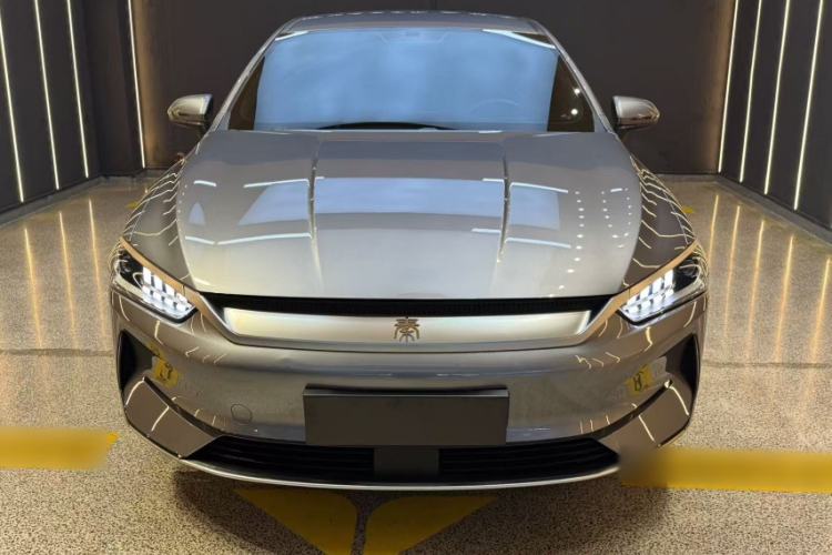 Used BYD Qin PLUS 2023 Champion Edition EV 510KM Leading Model Exterior 5