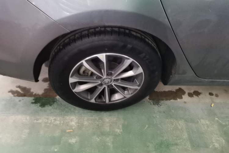 Used BYD Qin PLUS 2023 Champion Edition DM-i 55KM Leading Model Exterior 5