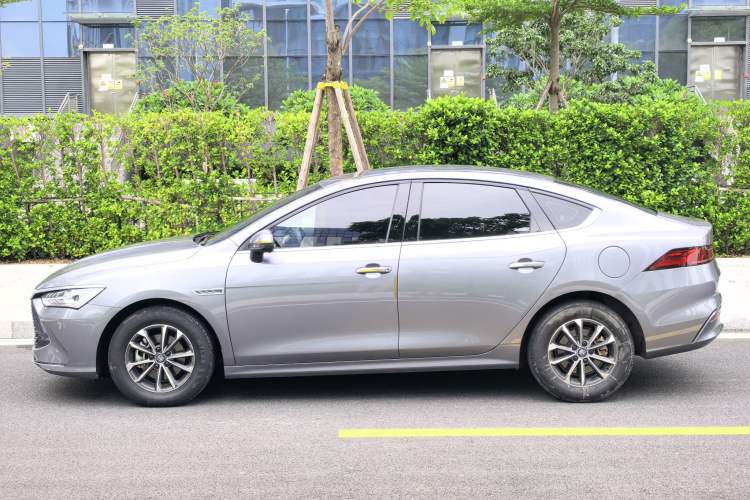 Used BYD Qin PLUS 2023 Champion Edition DM-i 55KM Leading Model Exterior 6