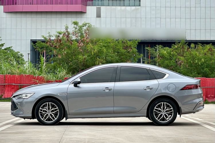 Used BYD Qin PLUS 2023 Champion Edition DM-i 55KM Superior Model Exterior 6