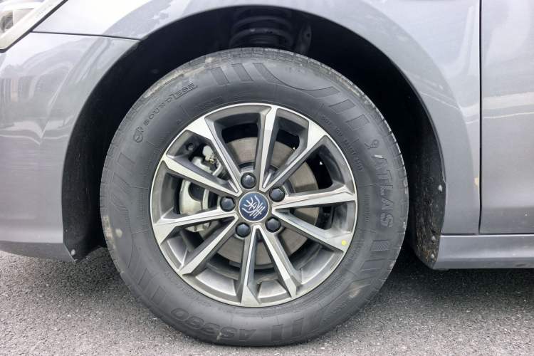Used BYD Qin PLUS 2023 Champion Edition DM-i 55KM Leading Model Exterior 7