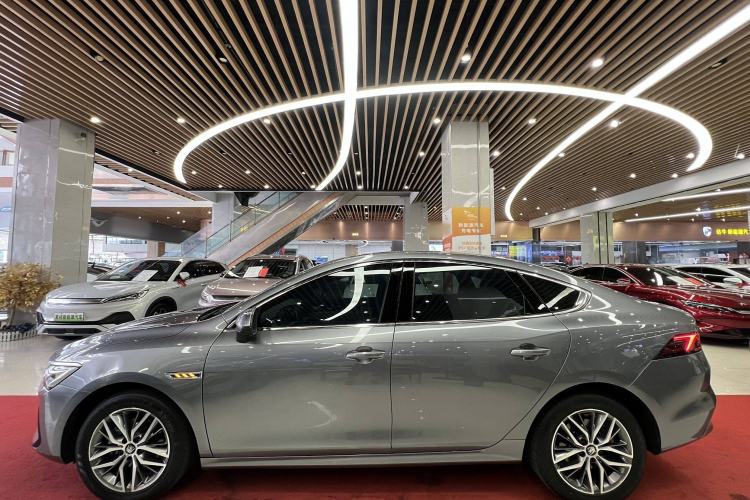 Used BYD Qin PLUS 2023 Champion Edition EV 510KM Leading Model Exterior 8