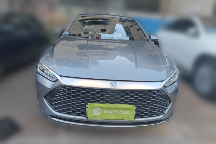Used BYD Qin PLUS 2023 Champion Edition DM-i 120KM Beyond Model Front