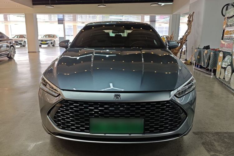 Used BYD Qin PLUS 2023 DM-i 120KM Navigation Excellence Model Front