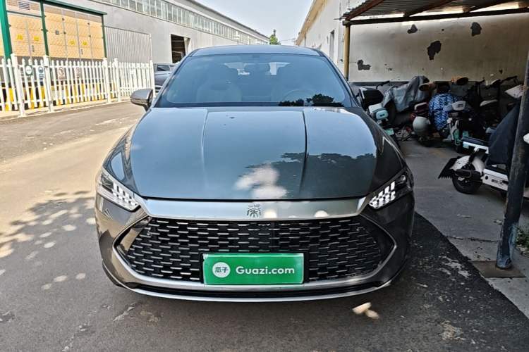 Used BYD Qin PLUS 2023 Champion Edition DM-i 55KM Leading Model Front
