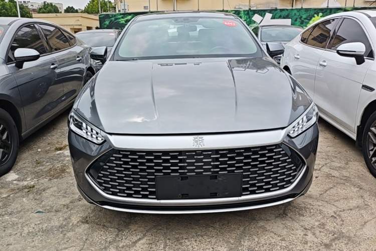 Used BYD Qin PLUS 2023 Champion Edition DM-i 55KM Leading Model Front