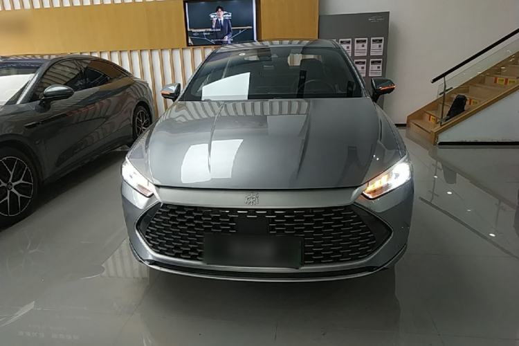 Used BYD Qin PLUS 2023 Champion Edition DM-i 120KM Excellence Model Front