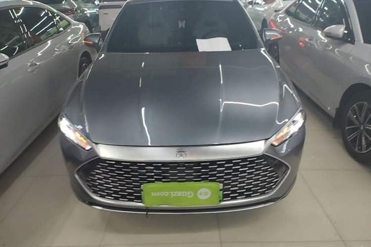 Used BYD Qin PLUS 2023 Champion Edition DM-i 120KM Excellence Model Front