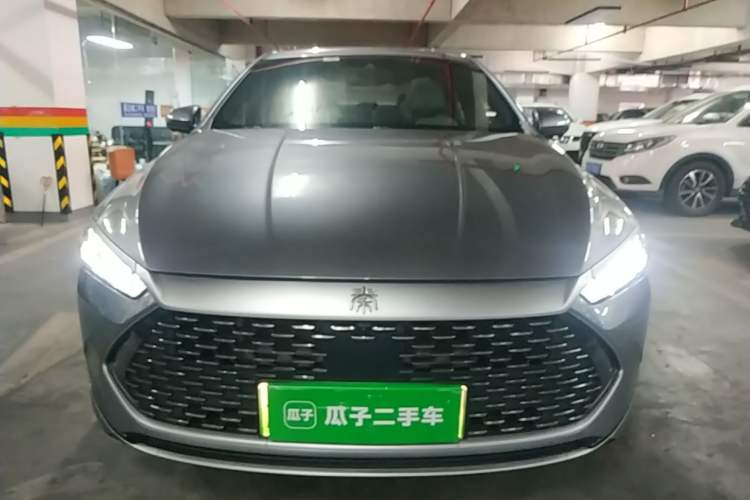 Used BYD Qin PLUS 2023 Champion Edition DM-i 120KM Excellence Model Front