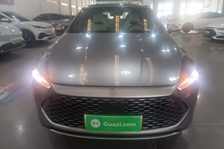 Used BYD Qin PLUS 2023 Champion Edition DM-i 120KM Excellence Model Front