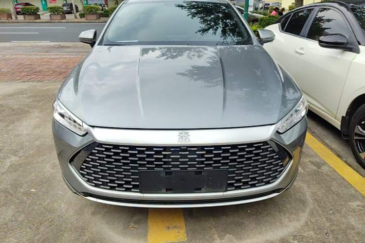 Used BYD Qin PLUS 2023 Champion Edition DM-i 55KM Leading Model Front