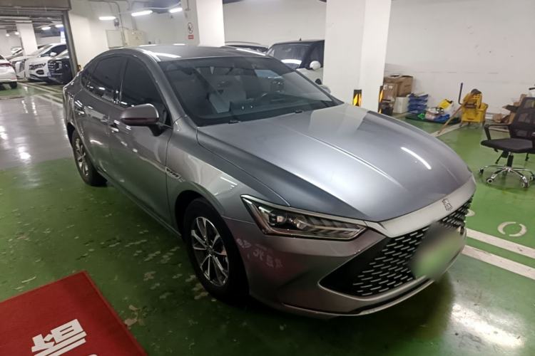 Used BYD Qin PLUS 2023 Champion Edition DM-i 55KM Leading Model Front Right 45 Deg