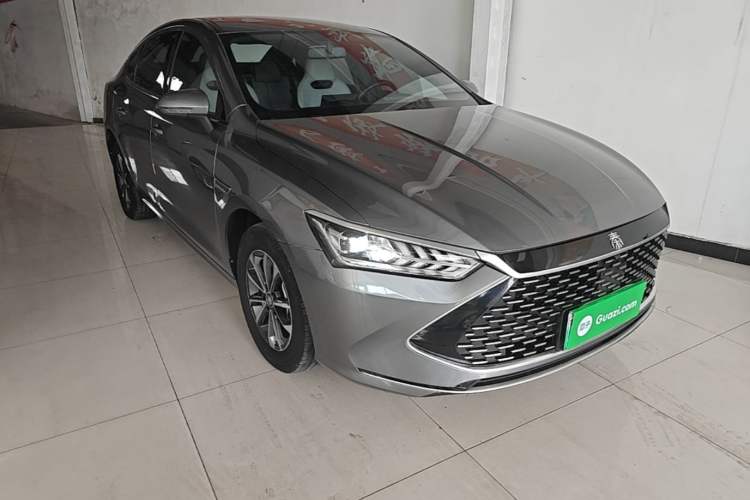Used BYD Qin PLUS 2023 Champion Edition DM-i 55KM Leading Model Front Right 45 Deg