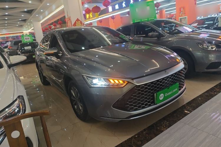 Used BYD Qin PLUS 2023 Champion Edition DM-i 55KM Leading Model Front Right 45 Deg