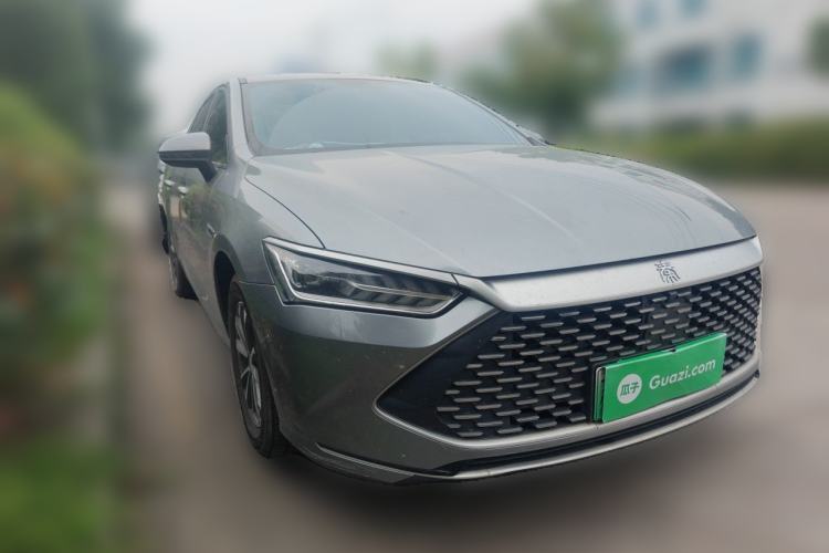 Used BYD Qin PLUS 2023 Champion Edition DM-i 55KM Leading Model Front Right 45 Deg