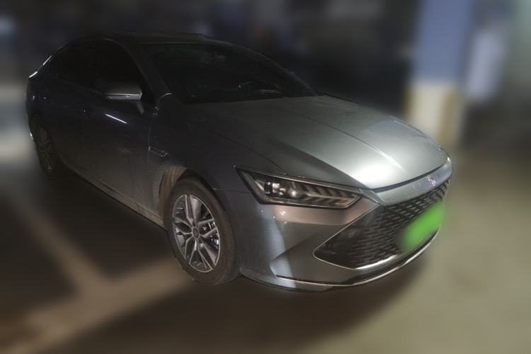 Used BYD Qin PLUS 2023 Champion Edition DM-i 120KM Leading Model Front Right 45 Deg