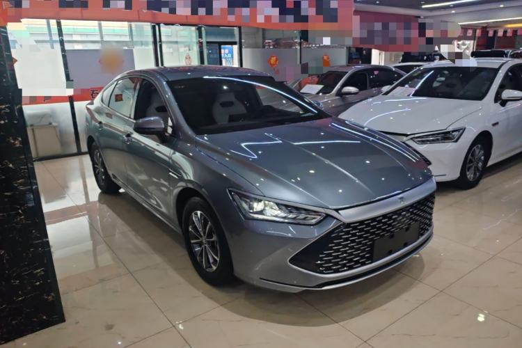 Used BYD Qin PLUS 2023 Champion Edition DM-i 55KM Leading Model Front Right 45 Deg