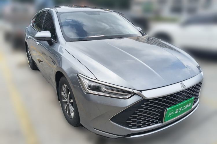 Used BYD Qin PLUS 2023 Champion Edition DM-i 55KM Leading Model Front Right 45 Deg