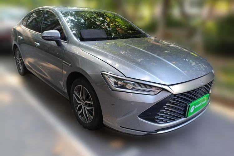 Used BYD Qin PLUS 2023 Champion Edition DM-i 120KM Beyond Model Front Right 45 Deg
