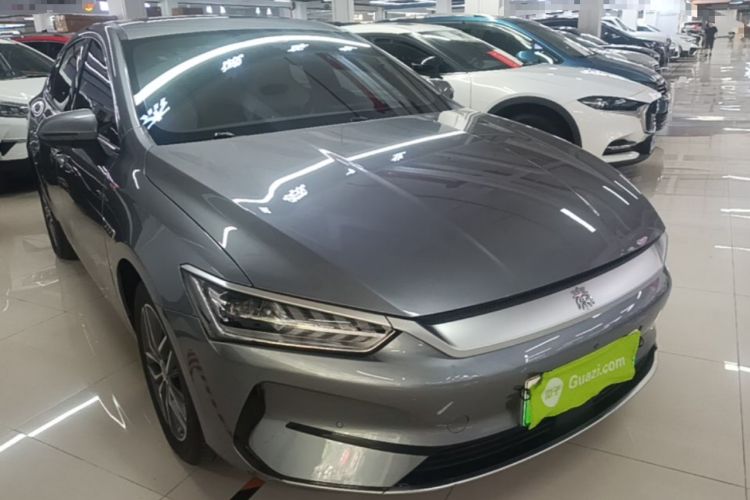 Used BYD Qin PLUS 2023 Champion Edition EV 420KM Superior Model Front Right 45 Deg