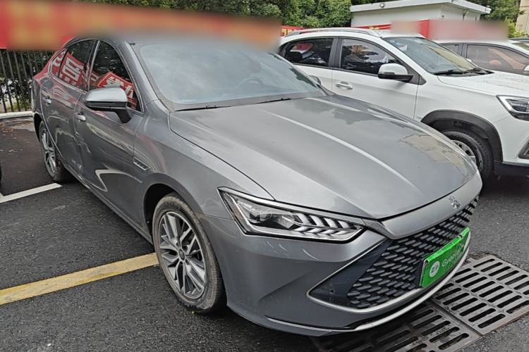 Used BYD Qin PLUS 2023 Champion Edition DM-i 55KM Superior Model Front Right 45 Deg