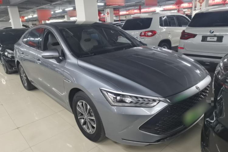 Used BYD Qin PLUS 2023 Champion Edition DM-i 55KM Leading Model Front Right 45 Deg