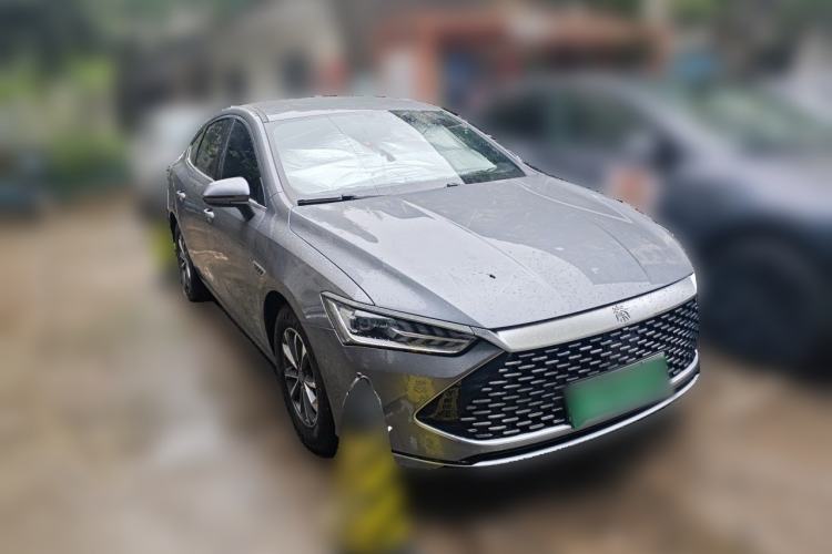 Used BYD Qin PLUS 2023 Champion Edition DM-i 55KM Leading Model Front Right 45 Deg
