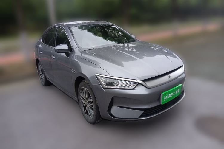 Used BYD Qin PLUS 2023 Champion Edition EV 420KM Superior Model Front Right 45 Deg