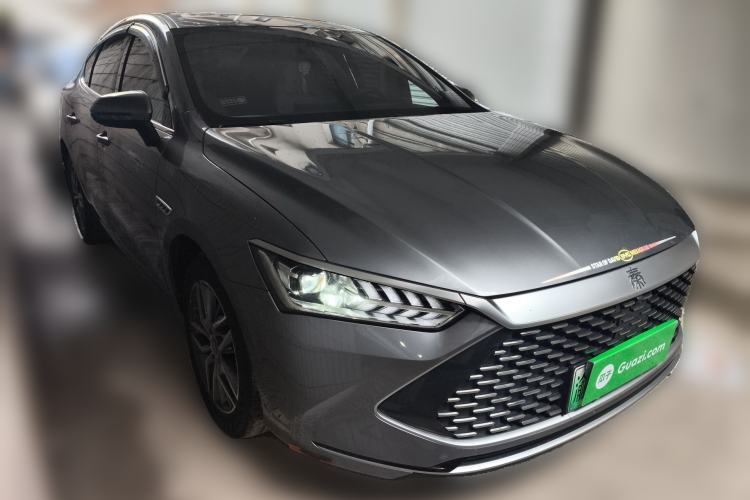 Used BYD Qin PLUS 2023 Champion Edition DM-i 120KM Leading Model Front Right 45 Deg