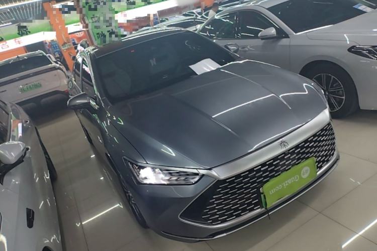 Used BYD Qin PLUS 2023 Champion Edition DM-i 120KM Excellence Model Front Right 45 Deg