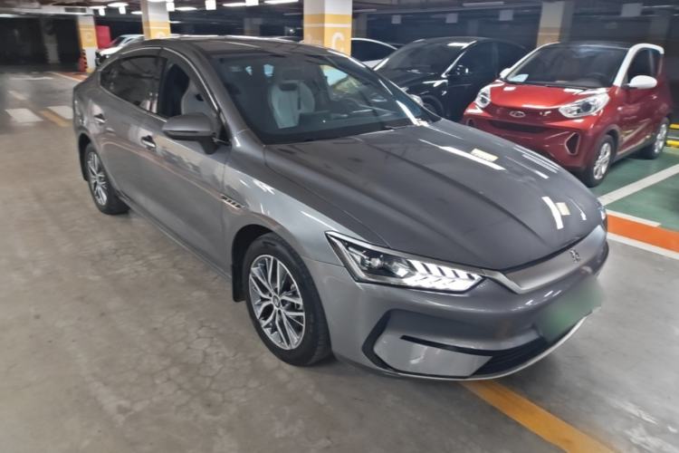 Used BYD Qin PLUS 2023 Champion Edition EV 510KM Leading Model Front Right 45 Deg