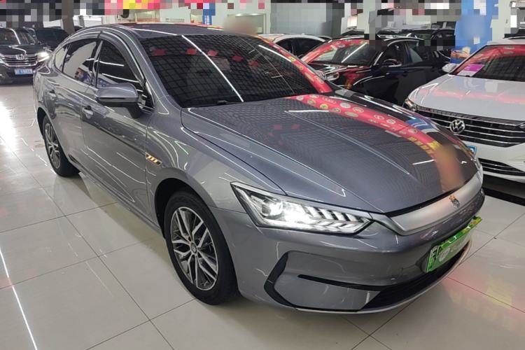 Used BYD Qin PLUS 2023 Champion Edition EV 510KM Leading Model Front Right 45 Deg