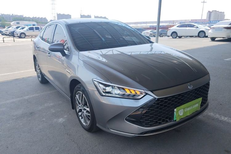Used BYD Qin PLUS 2023 Champion Edition DM-i 120KM Leading Model Front Right 45 Deg