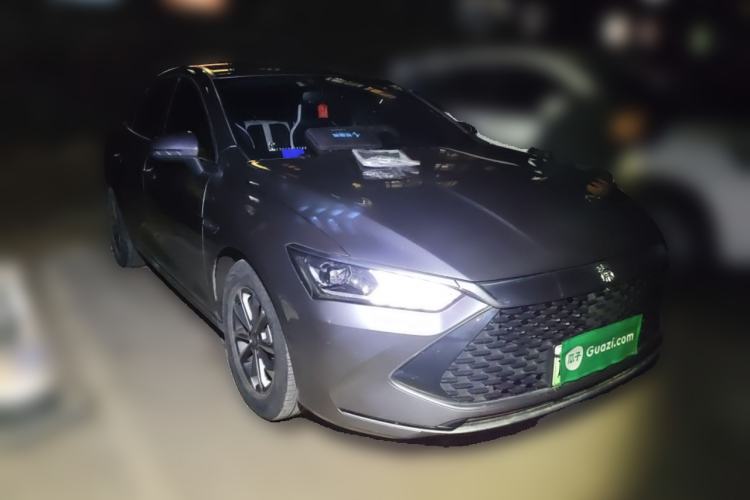 Used BYD Qin PLUS 2023 Champion Edition DM-i 55KM Leading Model Front Right 45 Deg