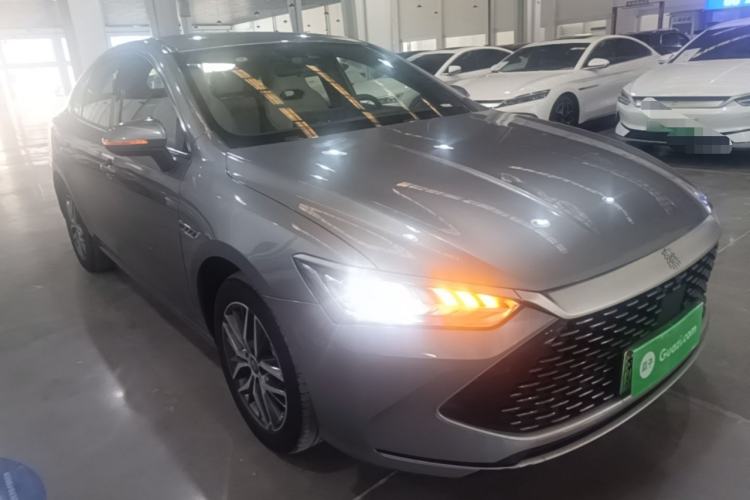 Used BYD Qin PLUS 2023 Champion Edition DM-i 120KM Excellence Model Front Right 45 Deg