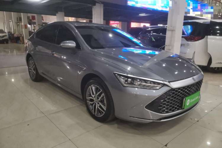 Used BYD Qin PLUS 2023 Champion Edition DM-i 120KM Leading Model Front Right 45 Deg