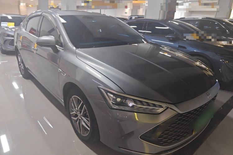 Used BYD Qin PLUS 2023 Champion Edition DM-i 120KM Beyond Model Front Right 45 Deg