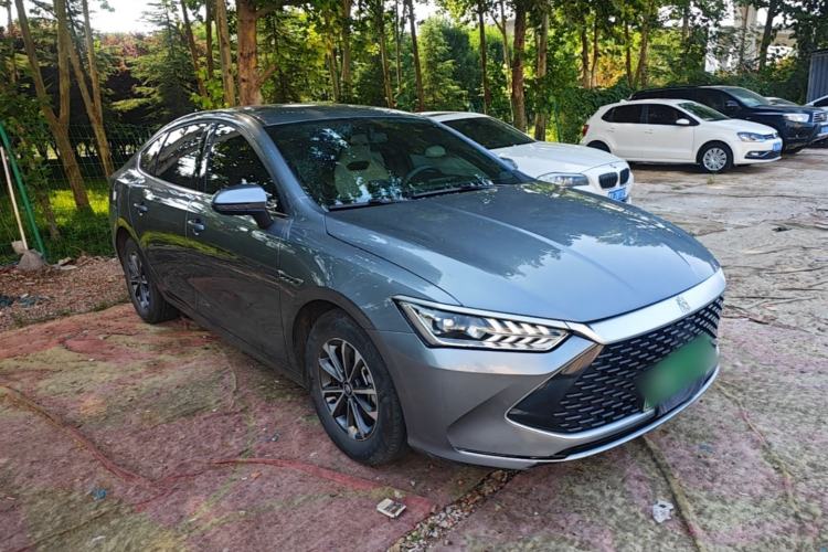 Used BYD Qin PLUS 2023 Champion Edition DM-i 55KM Leading Model Front Right 45 Deg